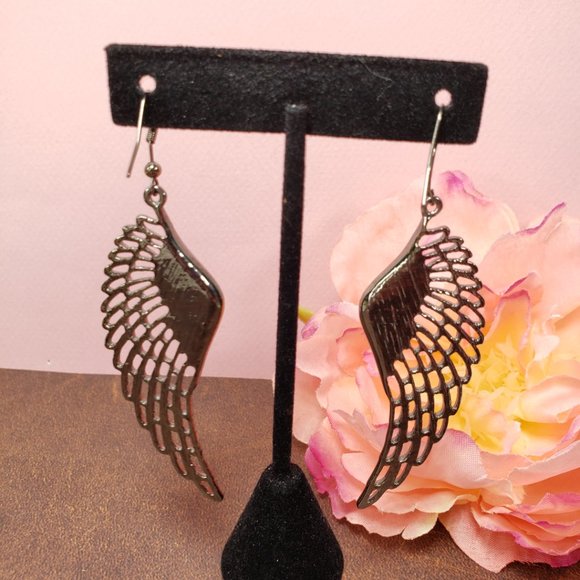 Angel Wing w/Black Beads Hanging Earrings - Picture 5 of 5